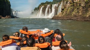 Brasil bate recorde histórico de turistas internacionais em março e no 1º trimestre de 2026