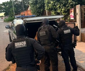Operação bloqueia R$ 10 milhões e desarticula chefe de facção que usava a prisão como base para tomar controle de bairros em cuiabá