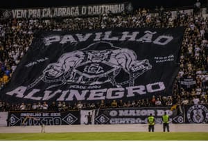 Justiça derruba restrição e libera bandeiras da Pavilhão Alvinegro no Dutrinha após polêmica sobre proibição em Cuiabá