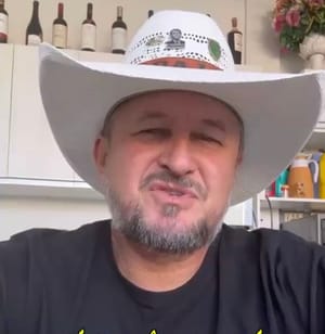 Gilberto Cattani denuncia misoginia após vereadora ser questionada por vestimenta em sessão