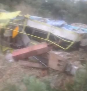 Carreta desgovernada provoca acidente e mata funcionário da Nova Rota do Oeste na BR-364