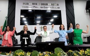 Seis vereadoras, sendo 4 da Mesa, se posicionam contra mudança no regimento para reeleição de Paula