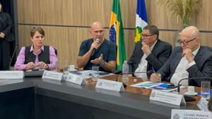 “A consciência tem que vir pela dor da multa”, diz Abilio ao endurecer combate às queimadas em Cuiabá