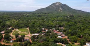 Governo vai desapropriar cerca de 13 propriedades para abrir caminho a complexo turístico no Morro de Santo Antônio