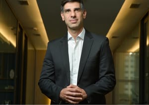 O CLT virou proposta. E o jovem está dizendo não