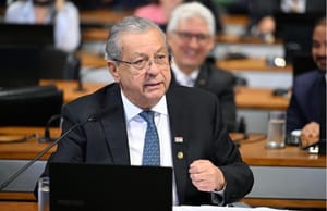 Jayme declara apoio ao fim da escala 6x1 e vai defender votação no Senado