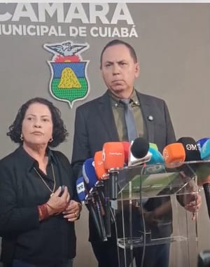 Bloco de Dilemário e Baixinha vira peça-chave e pode decidir futuro político de Paula Calil na Câmara de Cuiabá “Não voto para mudança no Regimento“