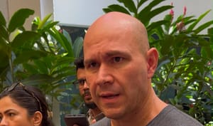 “Mandela escrevia cartas, Lula deu entrevistas e Bolsonaro não pode nem escrever para o filho”, dispara Abílio sobre decisão de Moraes sobre  quebra de cautelar