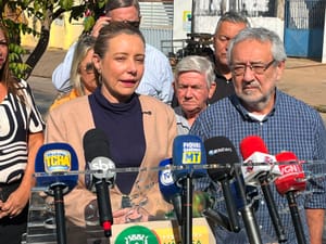 “Várzea Grande saiu do abandono”, diz Flávia ao anunciar força-tarefa de R$ 31 milhões para recuperar ruas e avenidas