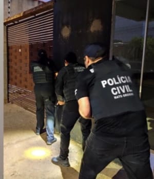Polícia mira “traidor” e cumpre 12 ordens contra grupo que fez família refém amarrada em mata e roubou mais de R$ 95 mil em Cuiabá