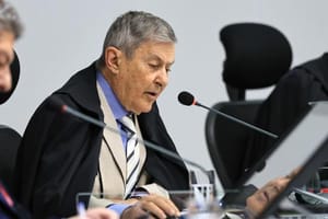 TCE suspende seleção de diretores e coordenadores das escolas municipais de Cuiabá