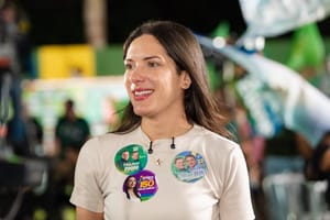 Janaina propõe mudanças no BPC e proteção a quem entra no mercado de trabalho