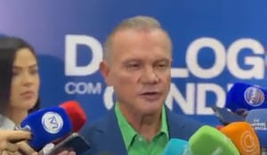 Wellington denuncia pressão sobre prefeitos e diz que convênios estariam condicionados a apoio político