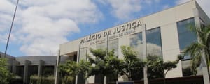Justiça suspende integralmente eleição da AMM, manda lacrar urnas e suspender resultado