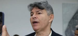 TRE mantém vídeos fora do ar e multa Medeiros em R$ 5 mil por propaganda sem identificação de suplentes