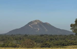 Sinfra paralisa contrato de R$ 4,75 milhões para asfaltar acesso ao Morro de Santo Antônio