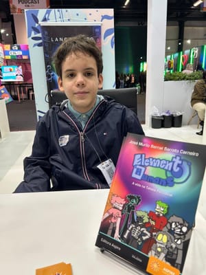 Aos 12 anos, aluno do Colégio Maxi transforma paixão pela ciência em livro e chega à Bienal de São Paulo
