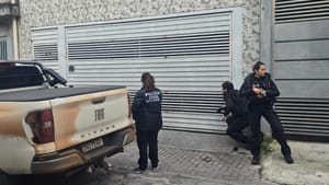Polícia de MT identifica homem que mantinha fotos íntimas de várias mulheres em site pornográfico e faz operação em SP