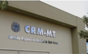 CRM abre investigação contra cirurgião indiciado após pacientes ficarem com sequelas permanentes em MT