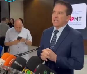 Sérgio Ricardo diz que ampliou as investigação sobre compra de livros em MT, cita quase R$ 100 milhões em Cuiabá e promete responsabilização