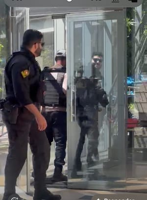 Gaeco identifica R$ 275 mil em repasse empresarial e cinco boletos pessoais de vereador pagos por empresa em MT