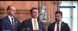 Flávio Bolsonaro rompe o silêncio nos EUA, se declara presidente eleito e anuncia que comandará oposição do exterior