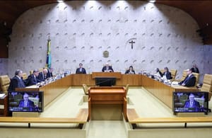 STF garante piso salarial a professores temporários e dá prazo até 2027 para estados e municípios se adequarem