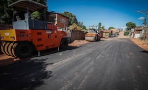 Após suspensão de licitação, Sinfra homologa R$ 9,5 milhões em obras de asfalto para dois bairros de Cuiabá
